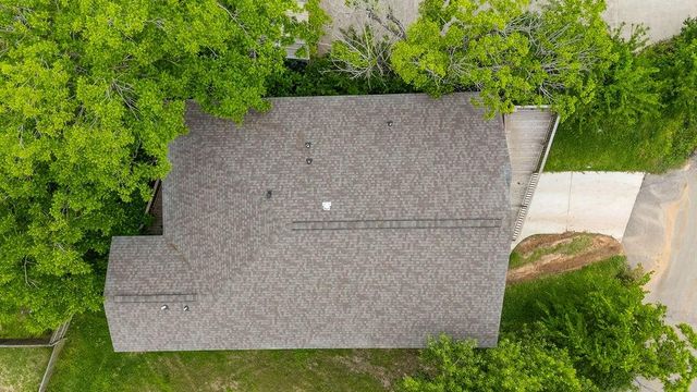 2113 Knollwood Street, Kemah, TX 77565