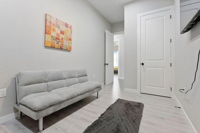 2113 Knollwood Street, Kemah, TX 77565