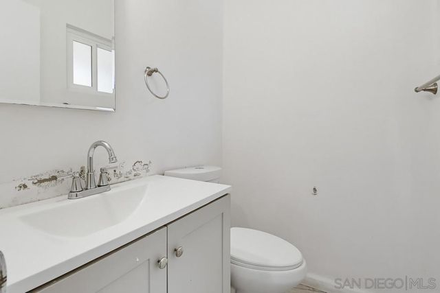 3095 L St, San Diego, CA 92102