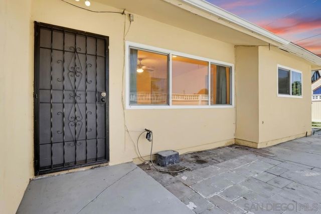 3095 L St, San Diego, CA 92102
