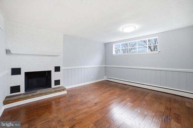 5001 BARTO AVE, Suitland, MD 20746