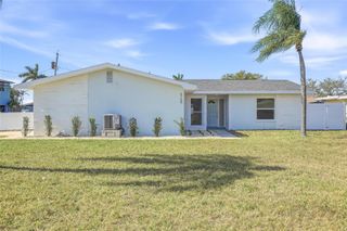 5708 BAYSHORE DRIVE, Seminole, FL 33772