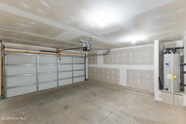 1606 Percheron Path, Fayetteville, NC 28312