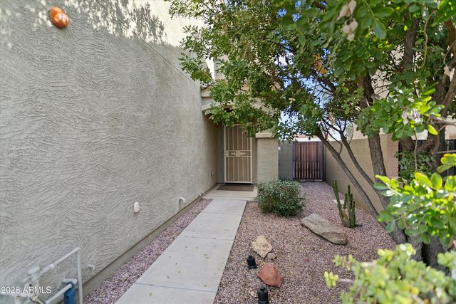 13137 N 87TH Drive, Peoria, AZ 85381