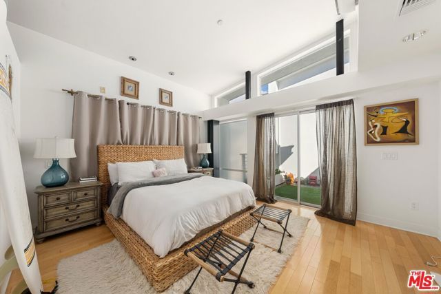 852 10th Street 4, Santa Monica, CA 90403