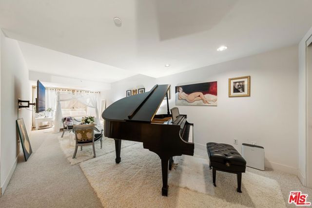 852 10th Street 4, Santa Monica, CA 90403