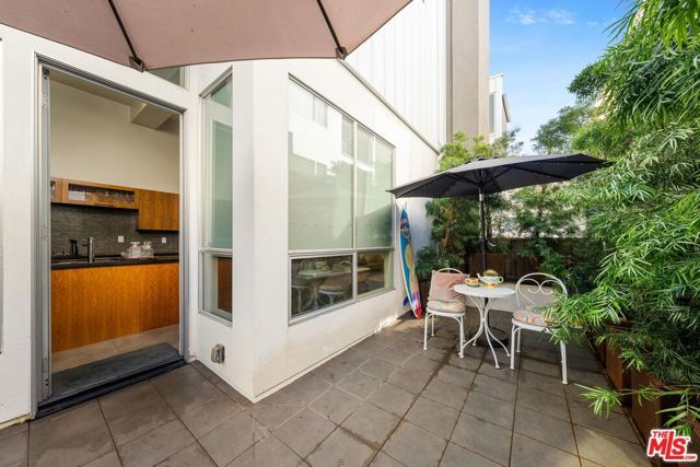 852 10th Street 4, Santa Monica, CA 90403