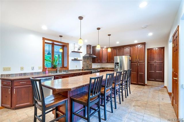 980 East Robinson Street, North Tonawanda, NY 14120