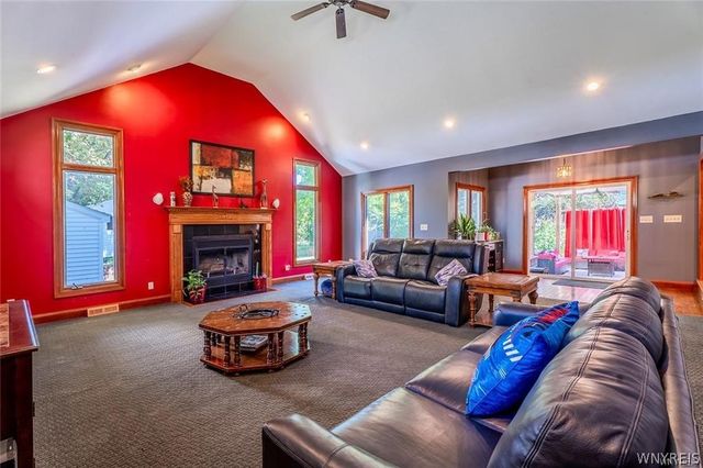 980 East Robinson Street, North Tonawanda, NY 14120