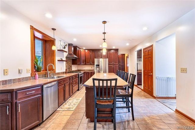 980 East Robinson Street, North Tonawanda, NY 14120