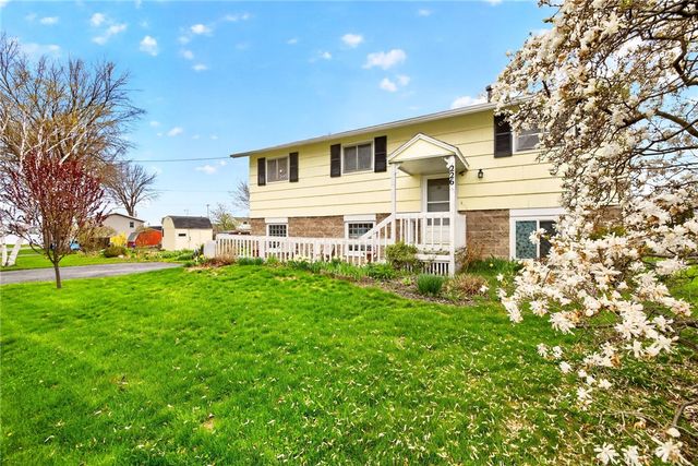 226 Lowden Point Road, Greece, NY 14612