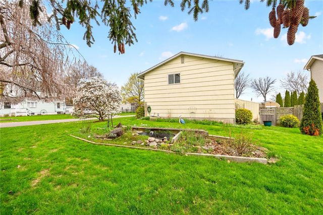 226 Lowden Point Road, Greece, NY 14612