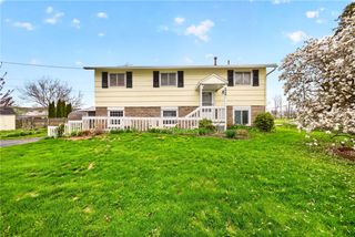 226 Lowden Point Road, Greece, NY 14612