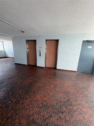 750 NW 43rd Ave 412, Miami, FL 33126
