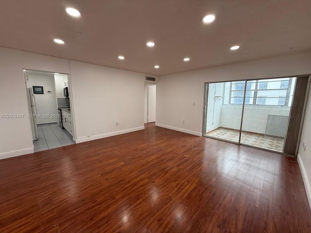 750 NW 43rd Ave 412, Miami, FL 33126