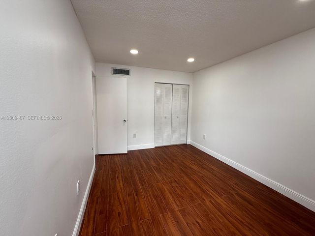 750 NW 43rd Ave 412, Miami, FL 33126