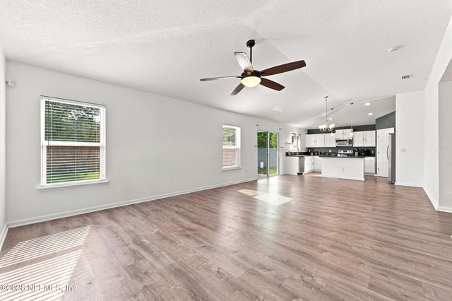 4838 CREEK BLUFF Lane, Middleburg, FL 32068