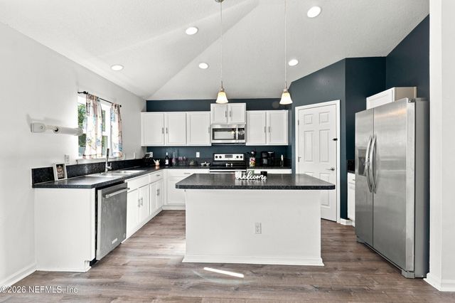 4838 CREEK BLUFF Lane, Middleburg, FL 32068