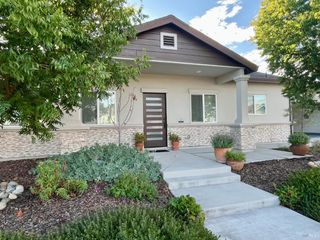 3701 Crestview Dr, Santa Rosa, CA 95403