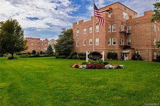 110 South Village Avenue 1A, Rockville Centre, NY 11570