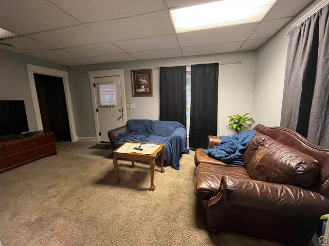 315 S Mechanic St, Emporia, KS 66801