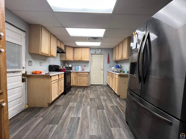 315 S Mechanic St, Emporia, KS 66801