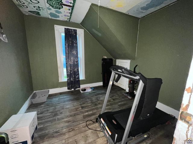 315 S Mechanic St, Emporia, KS 66801