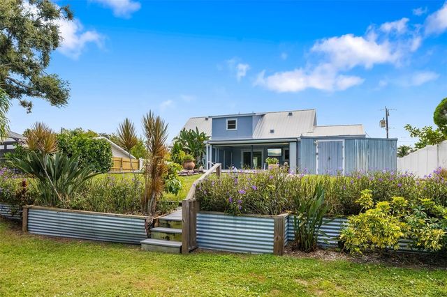 4603 3RD AVENUE E, Bradenton, FL 34208