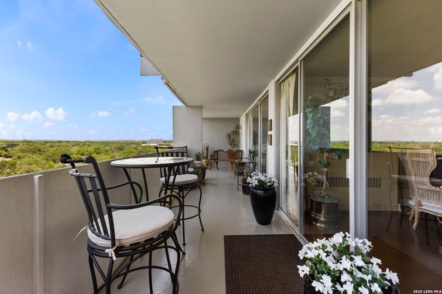 7039 San Pedro Ave Apt 708, San Antonio, TX 78216