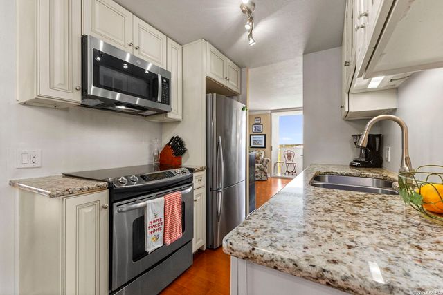 7039 San Pedro Ave Apt 708, San Antonio, TX 78216