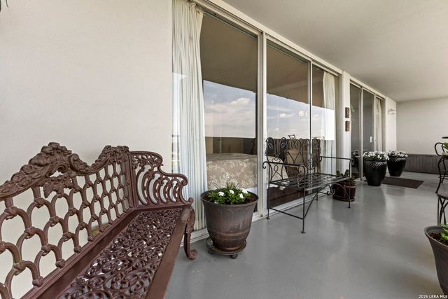 7039 San Pedro Ave Apt 708, San Antonio, TX 78216