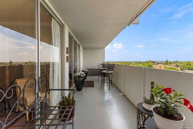 7039 San Pedro Ave Apt 708, San Antonio, TX 78216