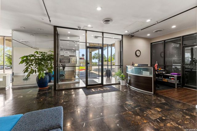 7039 San Pedro Ave Apt 708, San Antonio, TX 78216