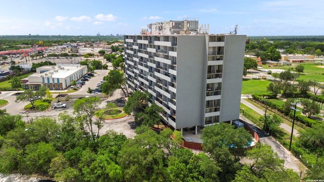 7039 San Pedro Ave Apt 708, San Antonio, TX 78216