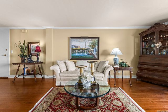 7039 San Pedro Ave Apt 708, San Antonio, TX 78216