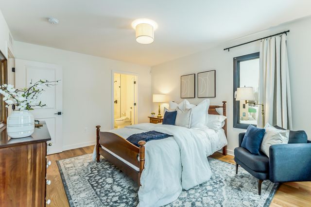 2292 Greenway Trail, Ann Arbor, MI 48104