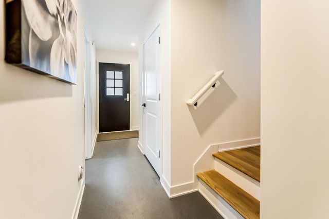 2292 Greenway Trail, Ann Arbor, MI 48104