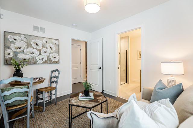 2292 Greenway Trail, Ann Arbor, MI 48104