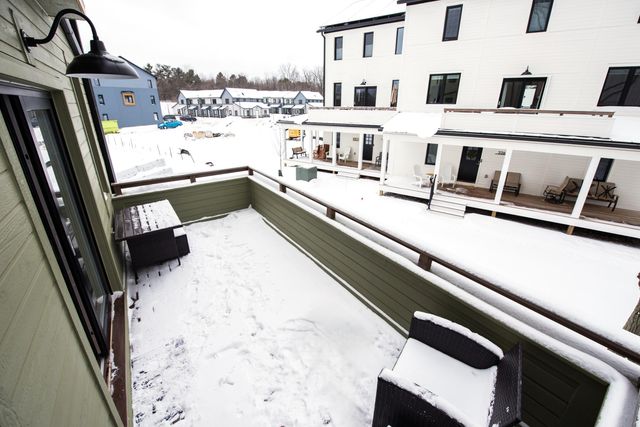 2292 Greenway Trail, Ann Arbor, MI 48104