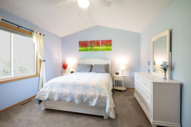 9736 Evergreen Avenue N, Brooklyn Park, MN 55443
