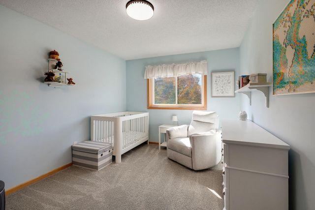 9736 Evergreen Avenue N, Brooklyn Park, MN 55443