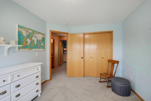 9736 Evergreen Avenue N, Brooklyn Park, MN 55443