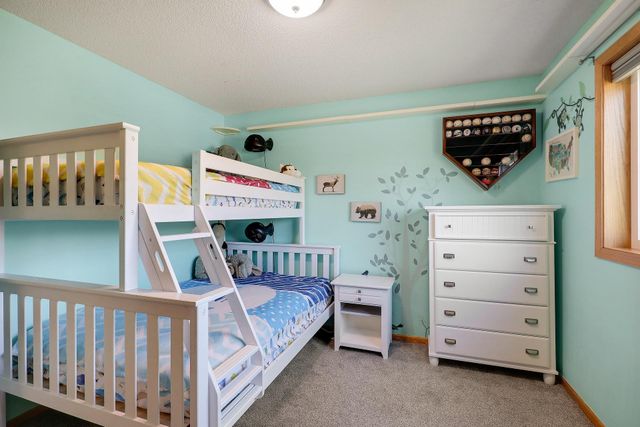 9736 Evergreen Avenue N, Brooklyn Park, MN 55443