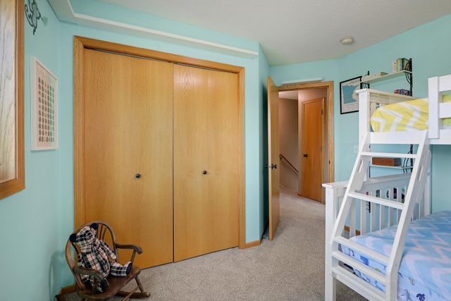 9736 Evergreen Avenue N, Brooklyn Park, MN 55443