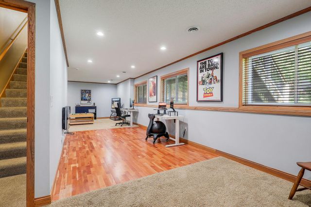 9736 Evergreen Avenue N, Brooklyn Park, MN 55443