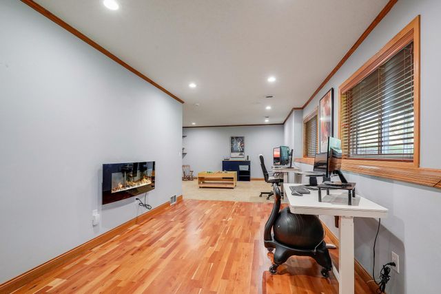 9736 Evergreen Avenue N, Brooklyn Park, MN 55443