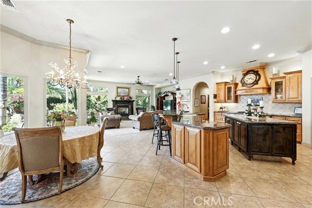 13204 Michaelangelo Drive, Bakersfield, CA 93314