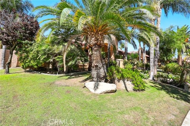 13204 Michaelangelo Drive, Bakersfield, CA 93314