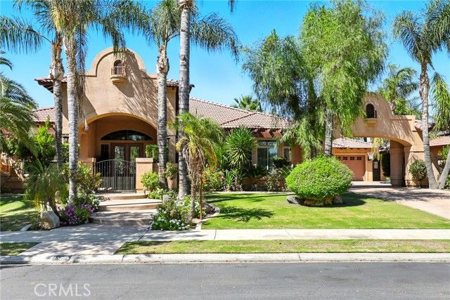 13204 Michaelangelo Drive, Bakersfield, CA 93314