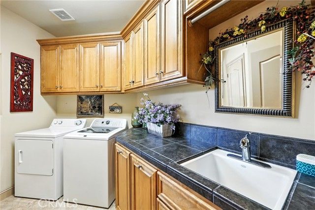 13204 Michaelangelo Drive, Bakersfield, CA 93314